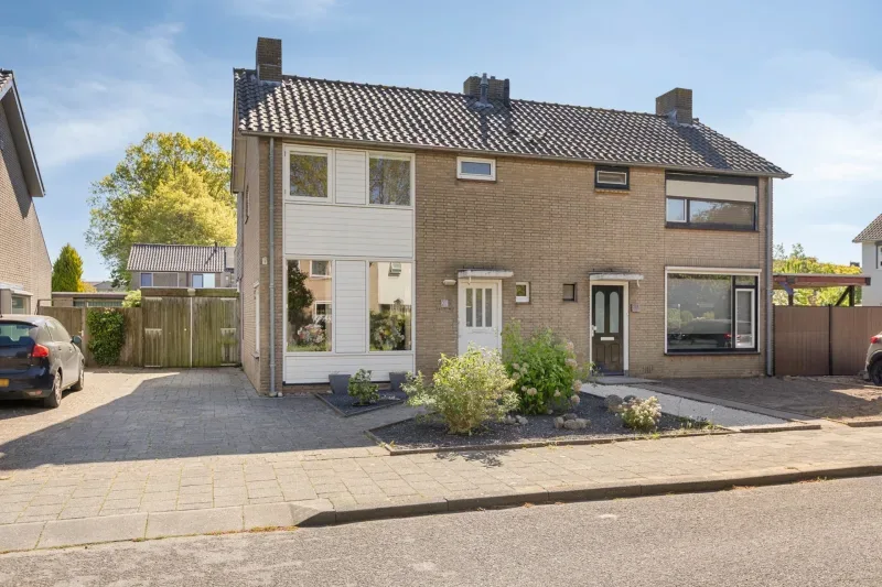 Photo de bureau de Twan Kesseler de Makelaar van Malden en omgeving