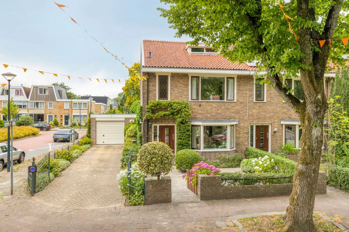 Tweeboomlaan 105 Hoorn