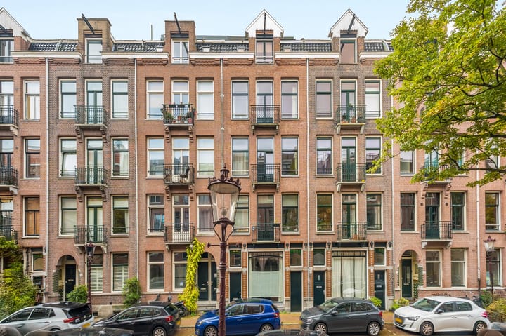Tweede Atjehstraat 46-3 dans Amsterdam photo