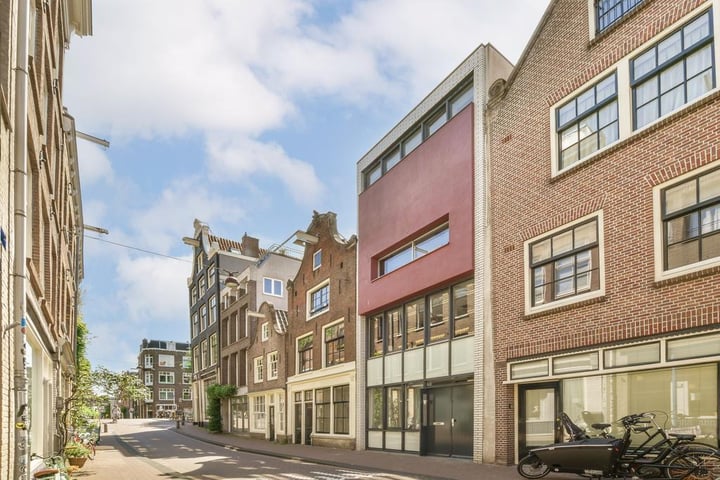 Tweede Laurierdwarsstraat 56 en Amsterdam foto