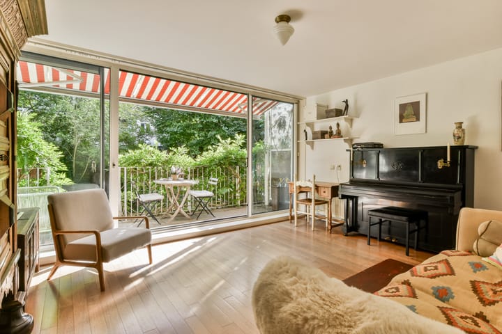 Tweede Oosterparkstraat 148 dans Amsterdam photo