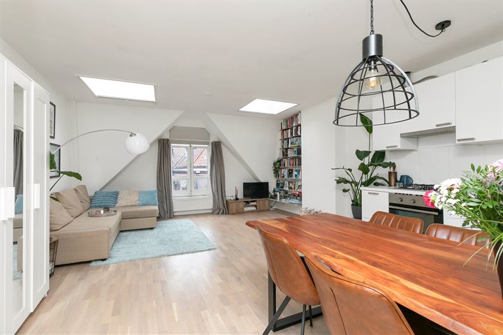 Tweede Van der Helststraat 4-4 en Amsterdam foto