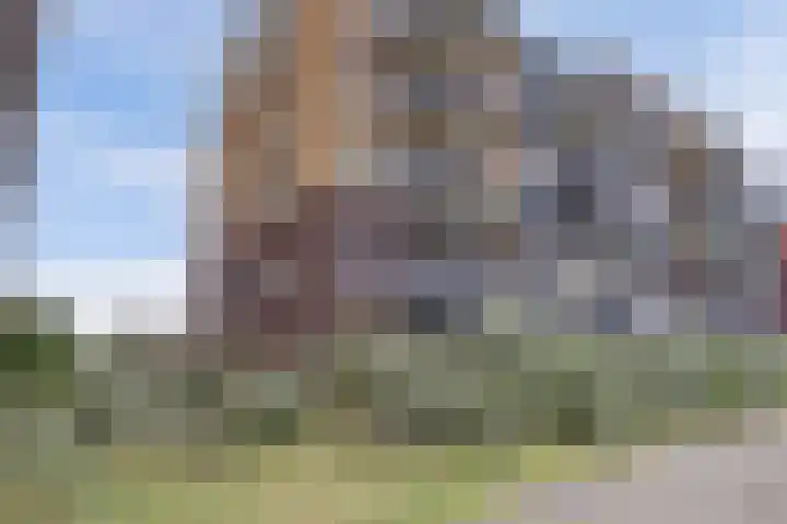 Tweetandschelp 103 Monster thumbnail 42