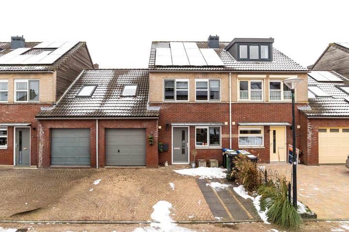 Tymon van Hiltenstraat 23 in Amstelhoek