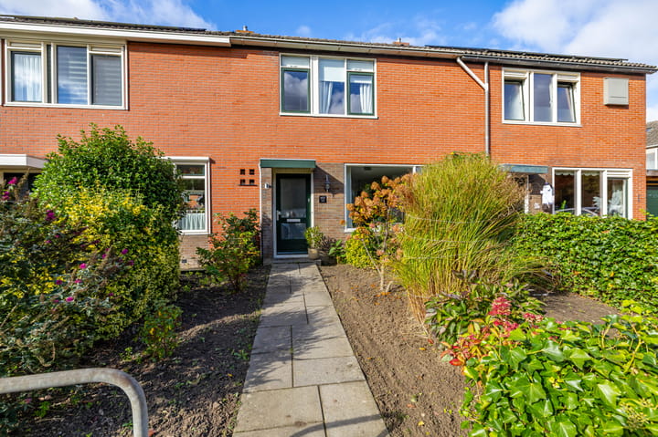 Photo of property Ubbegalaan 19, Roodeschool