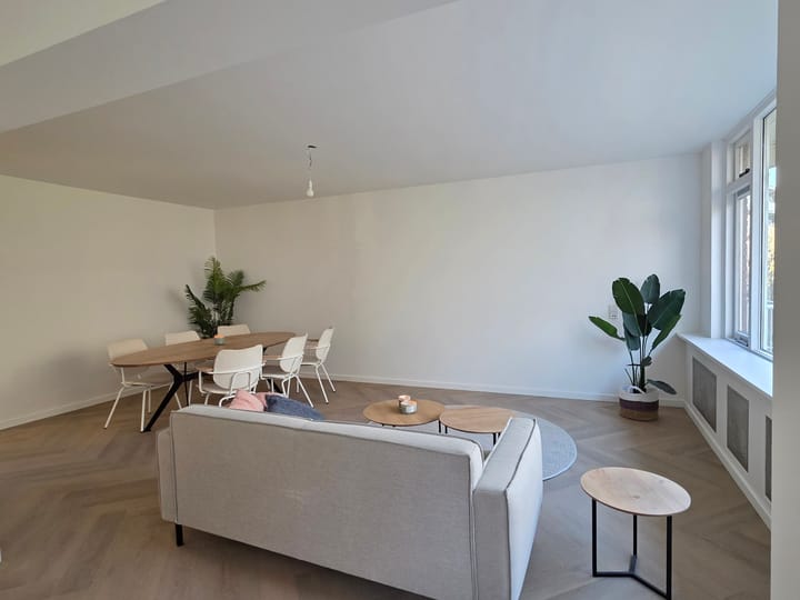 Photo of property Uitgeeststraat 18, 's-Gravenhage