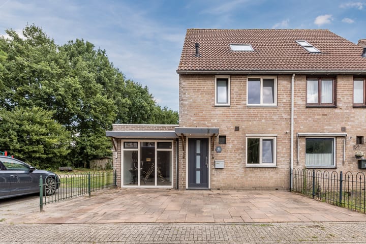 Uitoord 41 in Breda Foto