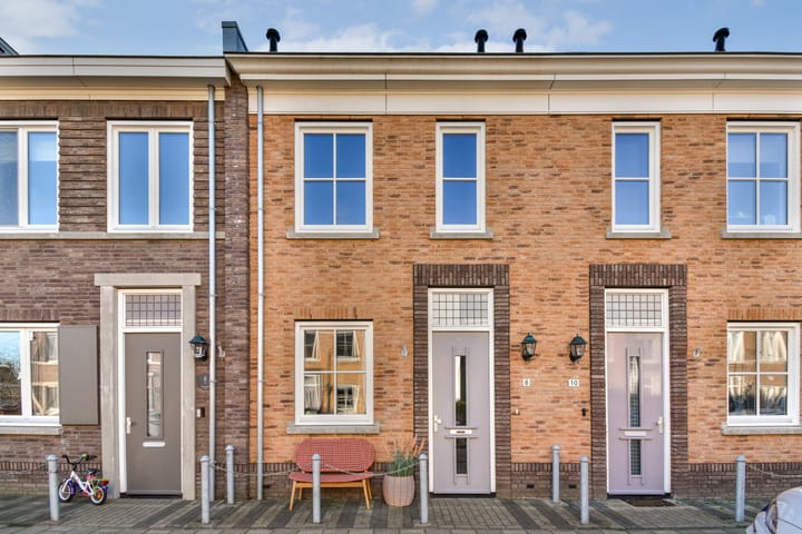 Uivernest 8 en Moordrecht foto