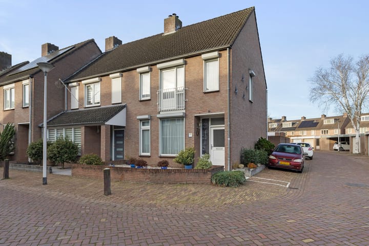 Unastraat 17B in Valkenswaard