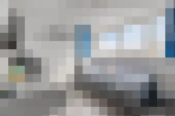 Uranus 11 Katwijk thumbnail 18