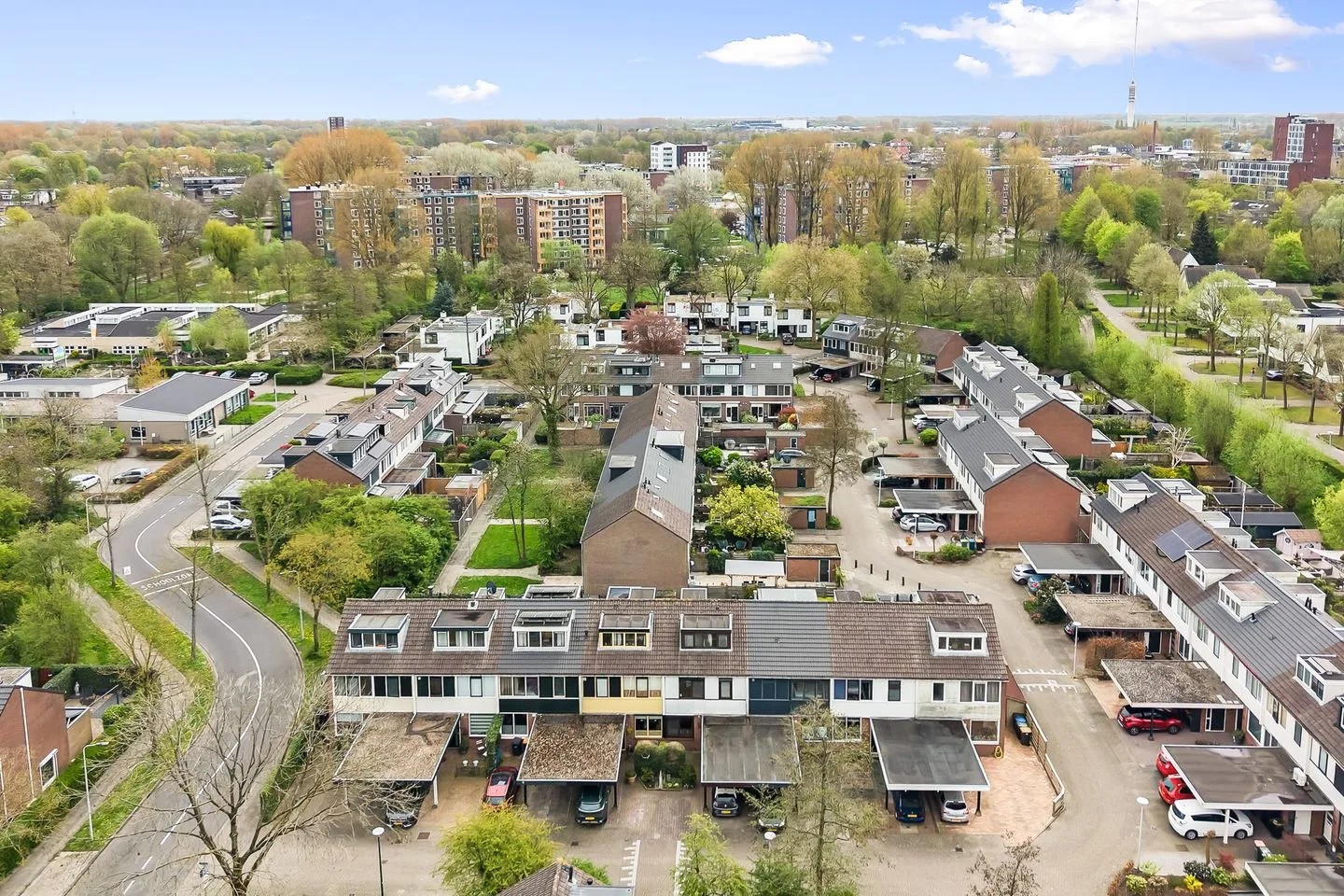 Uranus 22 IJsselstein thumbnail 52