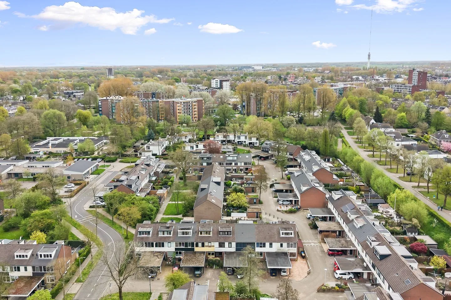 Uranus 22 IJsselstein thumbnail 55