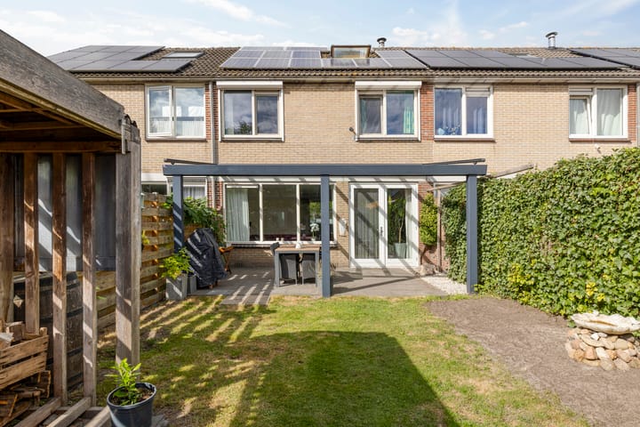 Uranus 26 en Hoogezand foto