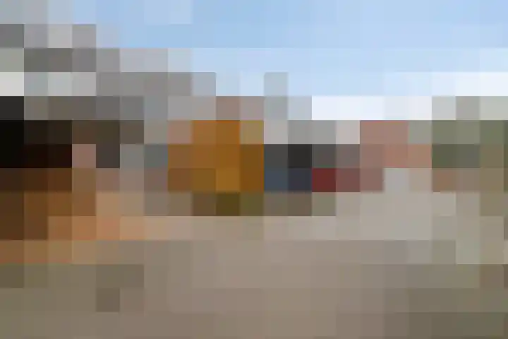 Uranus 35 IJsselstein thumbnail 5