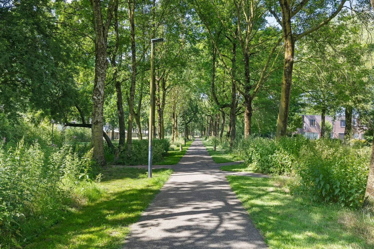 Uranuslaan 9 Helmond thumbnail 36