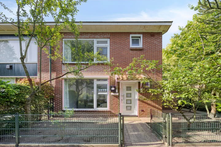 Uranusstraat 10 in Hengelo foto