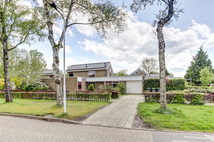 Uthôf 84 en Drachten foto