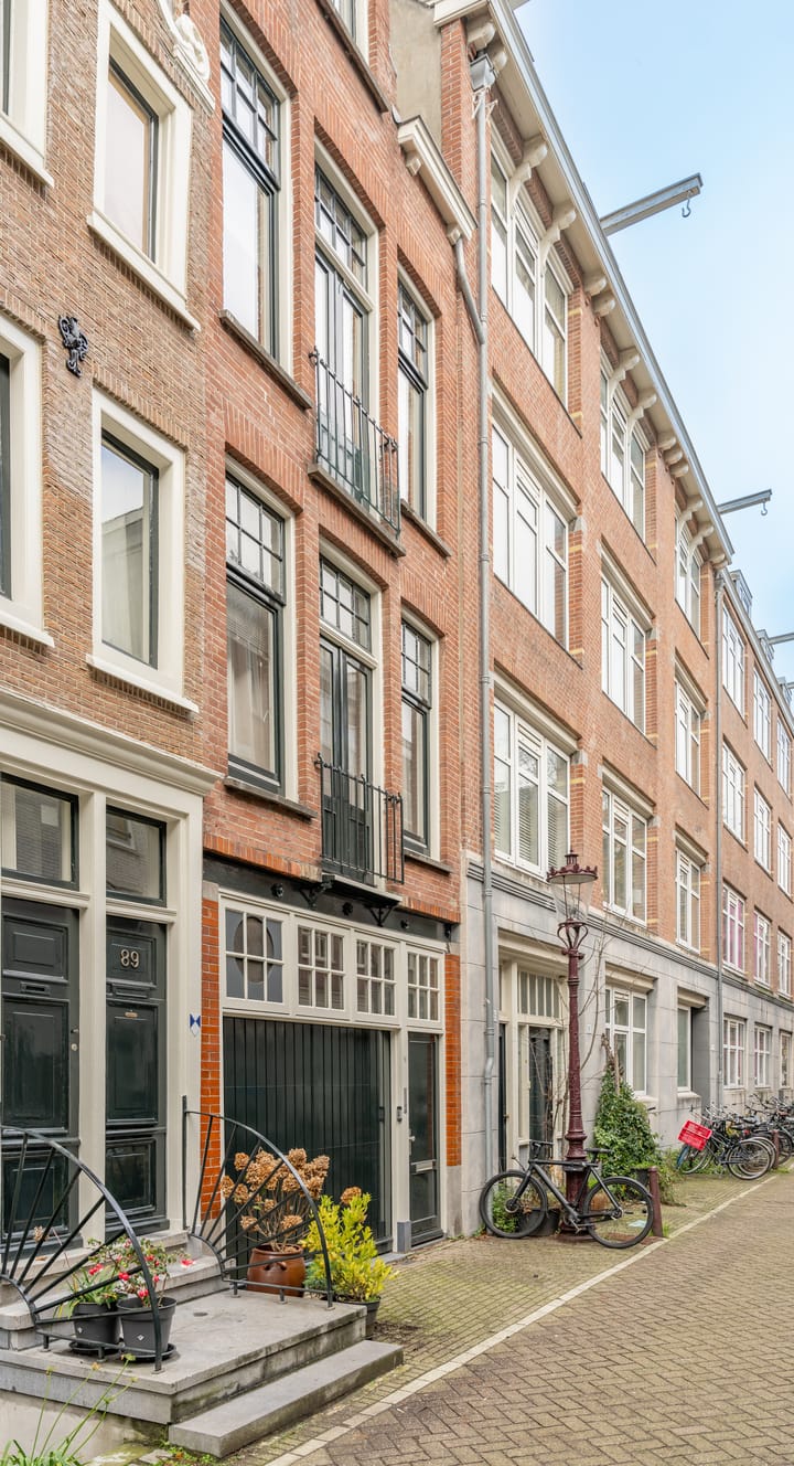 Utrechtsedwarsstraat 93-2 en Amsterdam foto