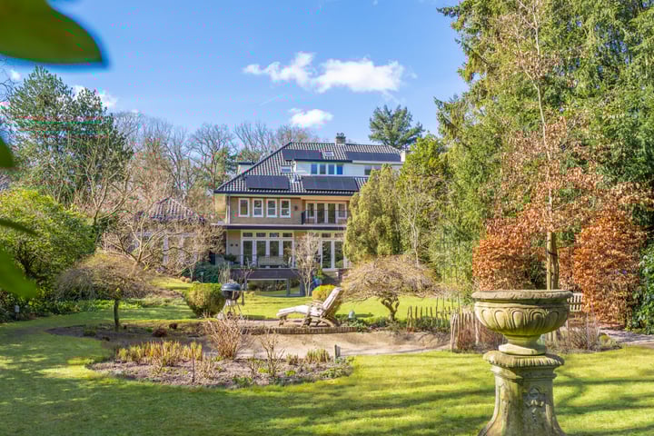 Utrechtseweg 89A in Hilversum Foto