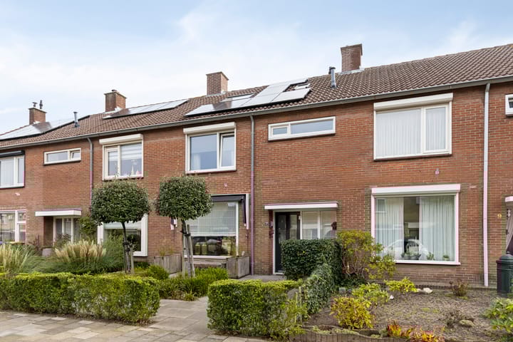 Vaandelstraat 17 en Prinsenbeek foto