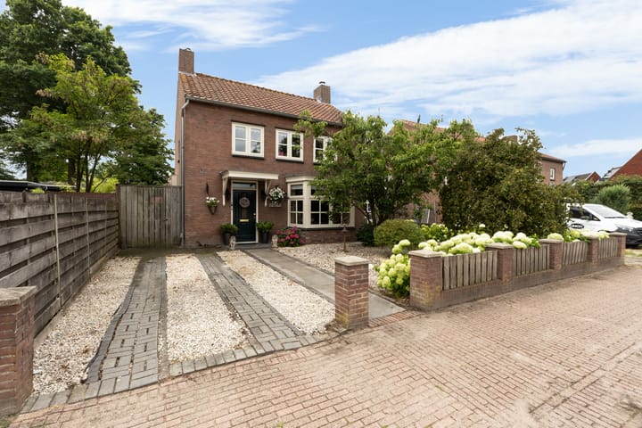 Vaartstraat 6 in Kaatsheuvel Foto