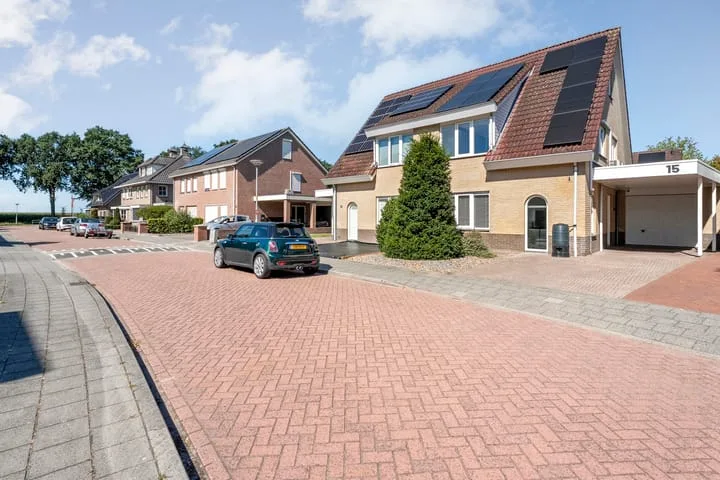Valeriaan 15 Westerhaar-Vriezenveensewijk foto 2