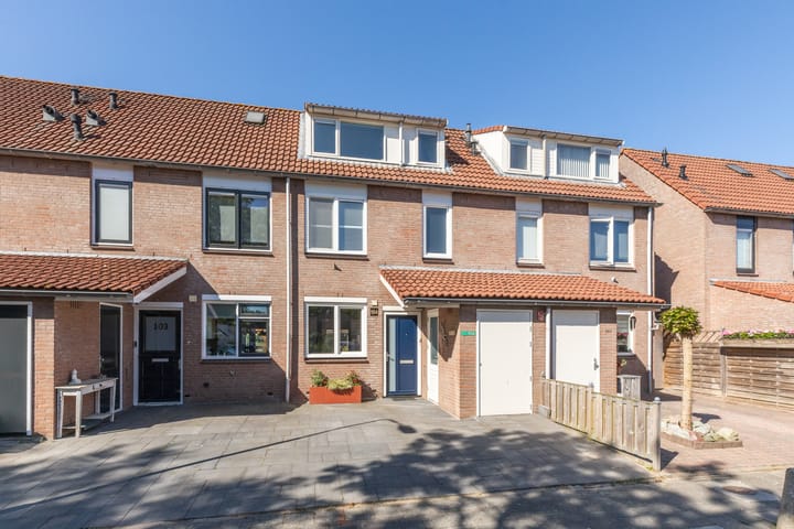 Valkenkamp 104 in Maarssen photo