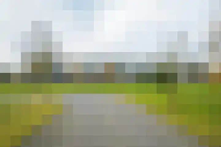 Valkenlaar 42 in Bavel