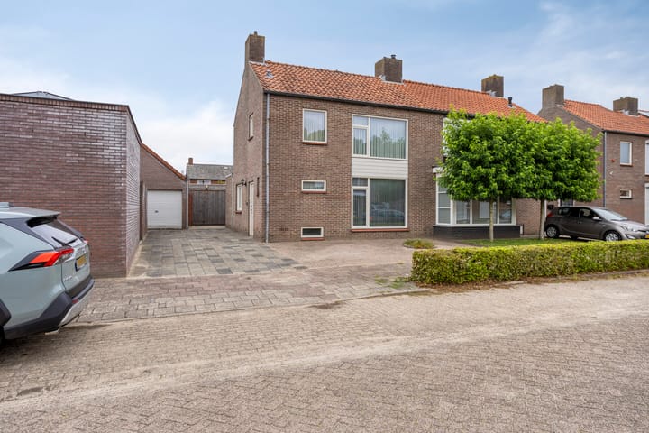 Valkstraat 3 in Reusel Foto