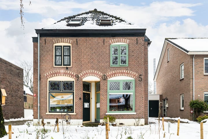 Valleistraat 4 en Veenendaal foto
