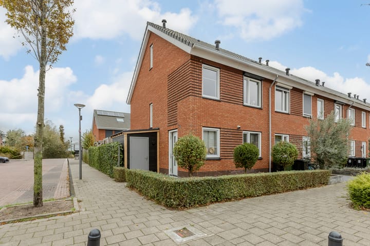 Photo of property Vallumstraat 71, Naaldwijk