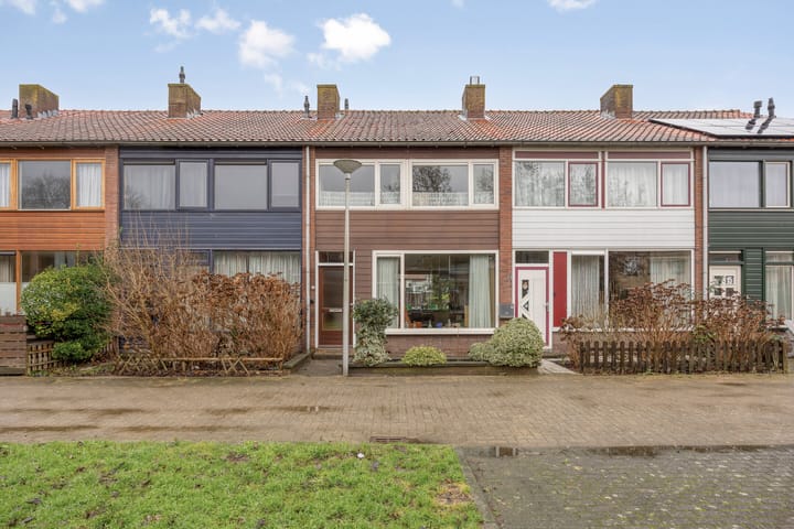 Photo of property van Alkemadelaan 11, Brielle