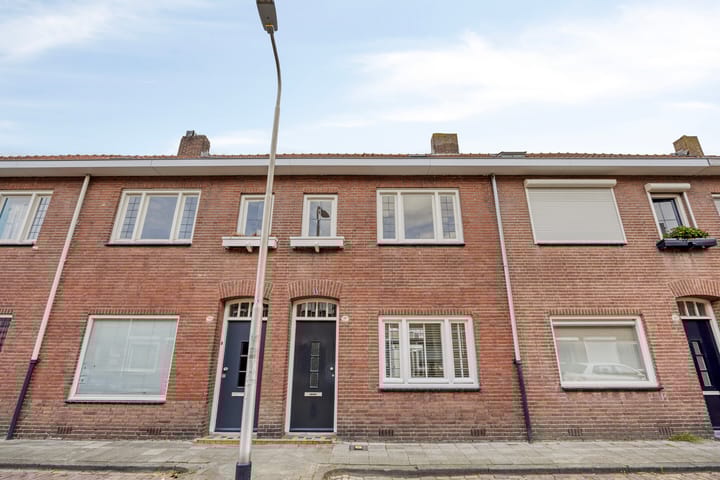Van Alkemadestraat 8 in Tilburg Foto