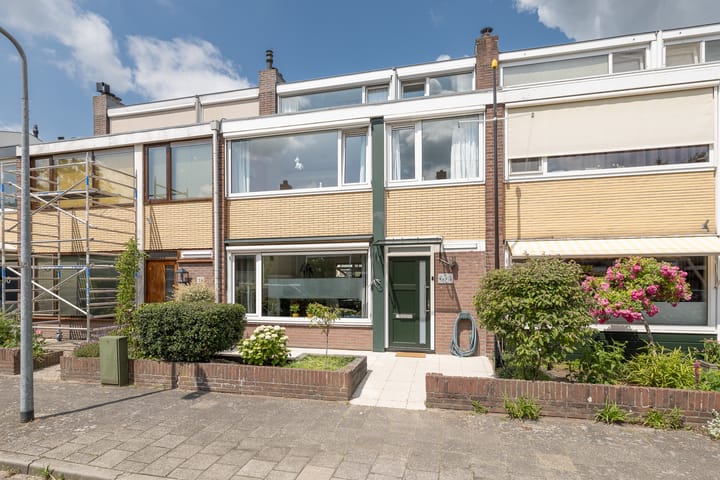 Van Almondelaan 36 in Hilversum photo