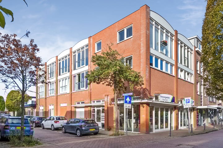 Van Beresteynstraat 52 in Haarlem photo