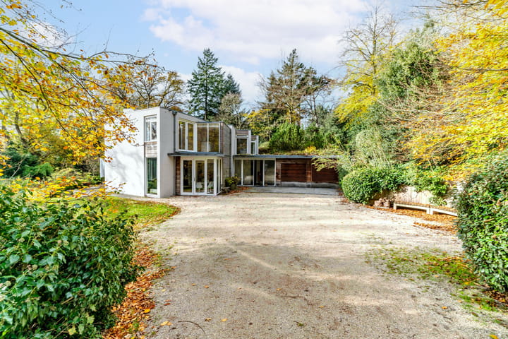 Van Bergenlaan 8 in Wassenaar Foto