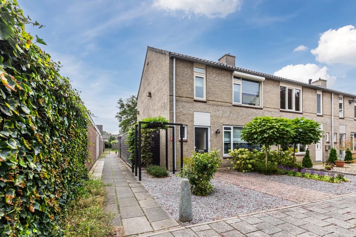 Van Binsbergenstraat 1 in Nistelrode Foto