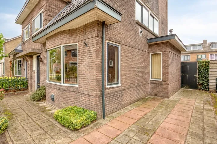 Van Boetzelaerstraat 74 Alphen aan den Rijn foto 3