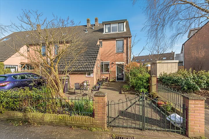 Photo of property van Brakellaan 28, Baarn