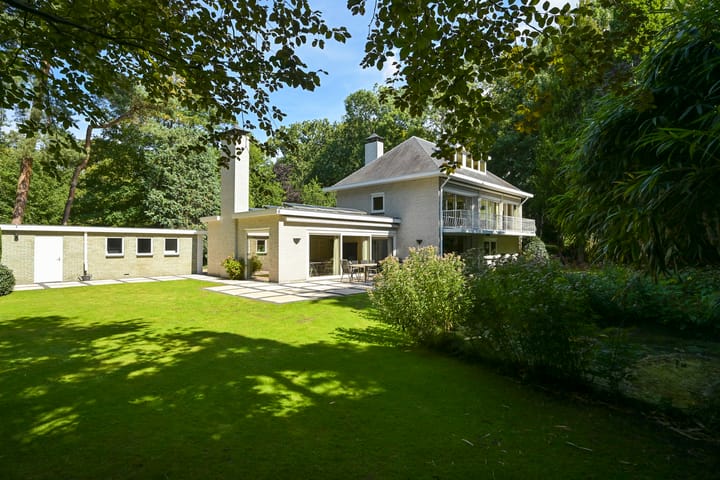 Van Bronckhorstlaan 11A in Wassenaar Foto