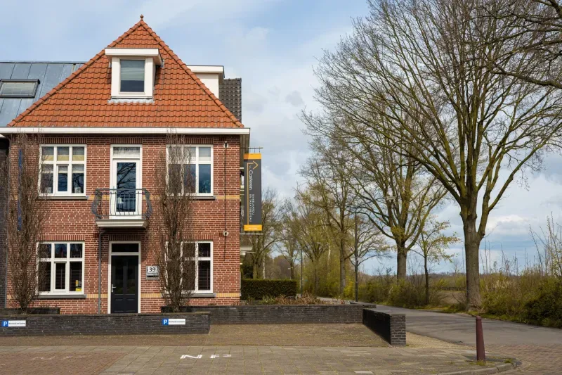Kantoor foto van Van Casteren Makelaardij en Taxatiebureau