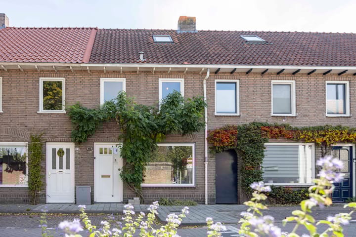 Van de Coulsterstraat 46 en Tilburg foto