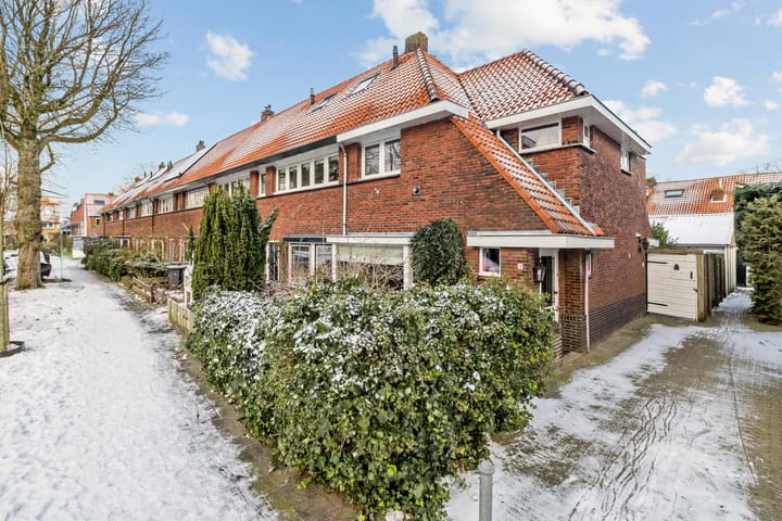 Van de Sande Bakhuyzenstraat 146 en Hilversum foto