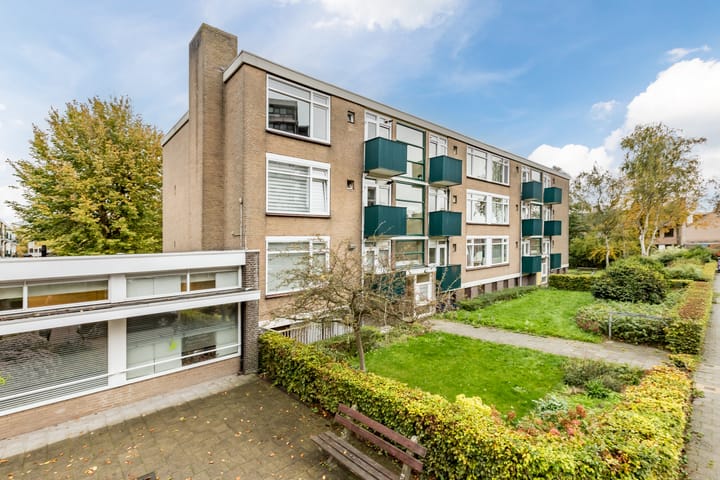 Van de Veldelaan 79 in Alkmaar Foto