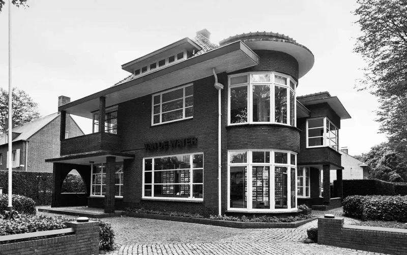 Bürofoto von Van de Water Makelaars Tilburg