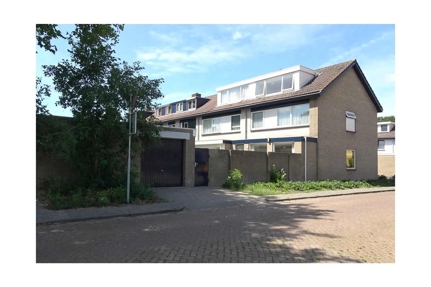 Van de Zwaluwestraat 1 Made foto 2