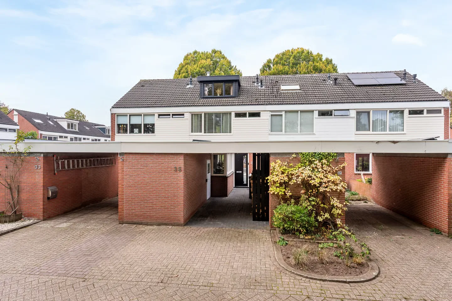 Van Deinsestraat 35 in Borne