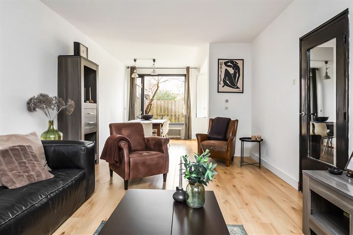 Van den Berghlaan 189 in Hoofddorp photo