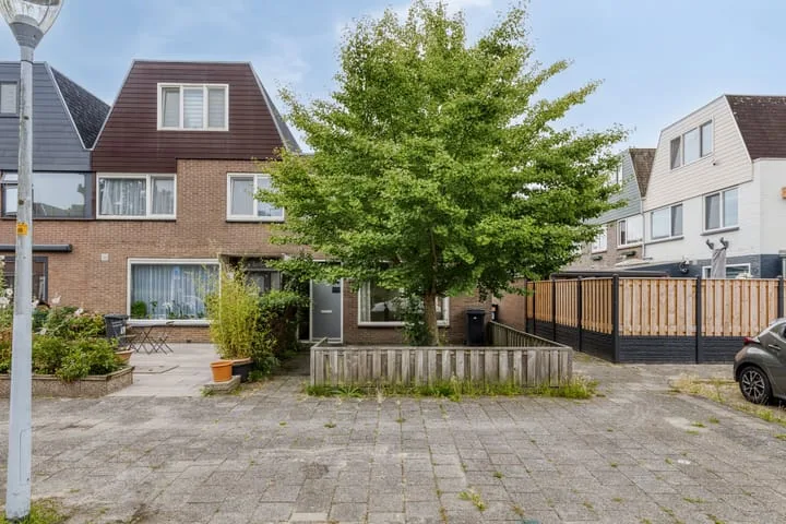 Van den Berghlaan 229 Hoofddorp foto 2