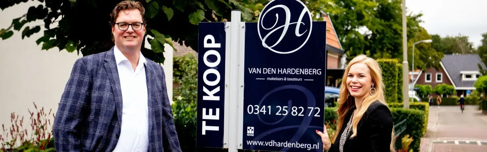 Team foto van Van den Hardenberg makelaars & taxateurs
